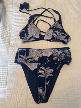 Women’s Navy Floral Print Bikini Set